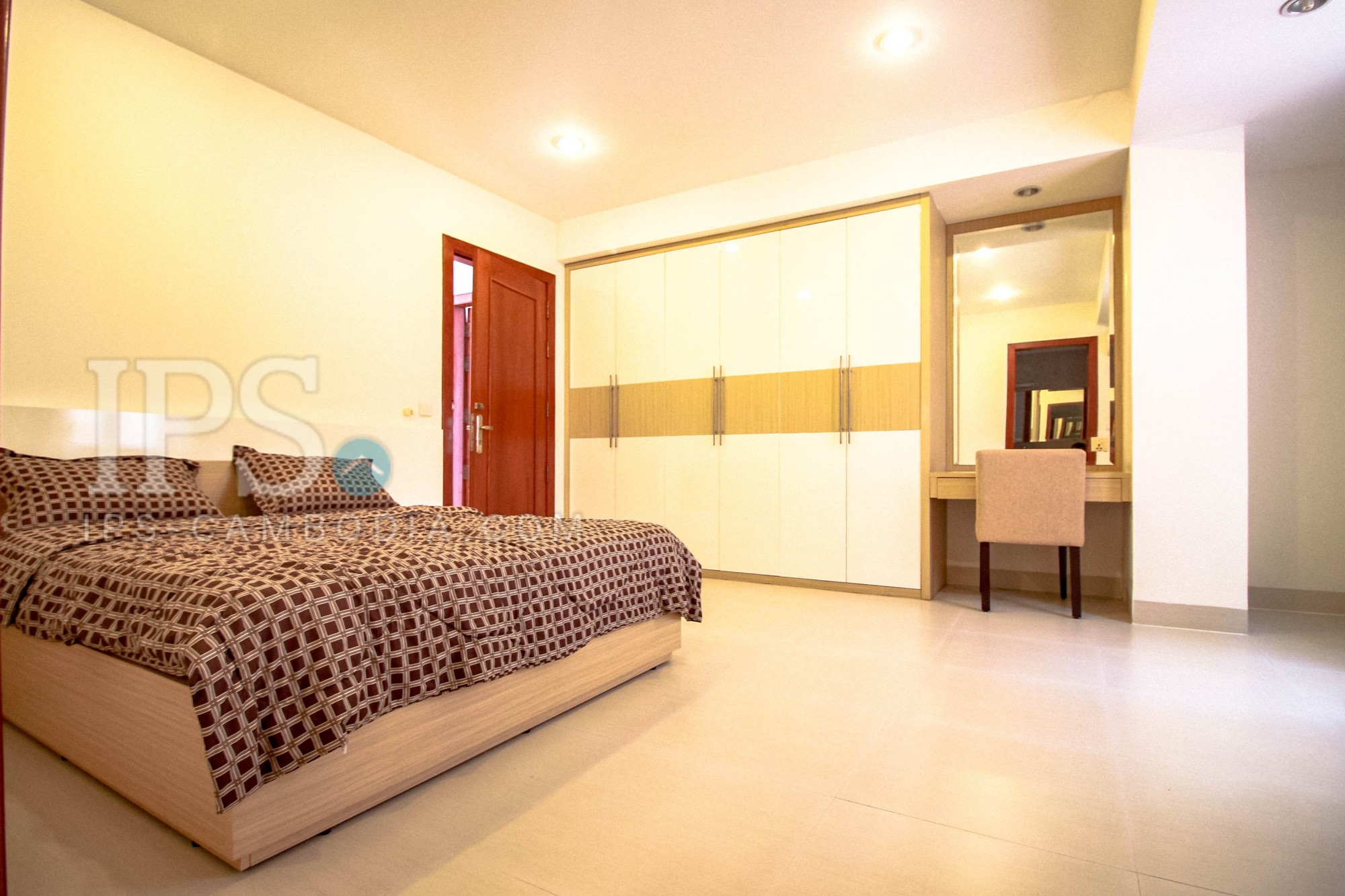3 Bedroom Apartment For Rent in BKK1, Phnom Penh