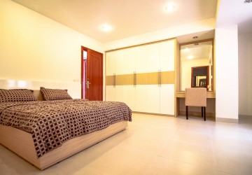 3 Bedroom Apartment For Rent in BKK1, Phnom Penh thumbnail