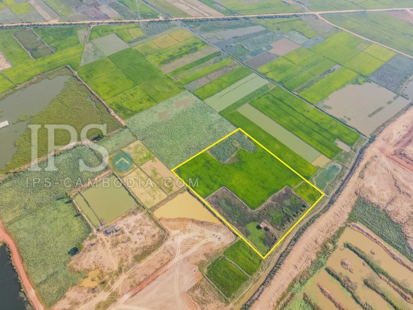 13000 Sqm Land For Sale - Sangkat Siem Reap, Siem Reap