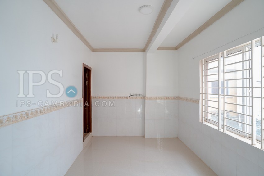 5 Bedroom Flat  For Sale in Svay Dangkum, Siem Reap