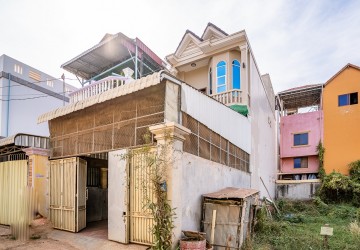 5 Bedroom Flat  For Sale in Svay Dangkum, Siem Reap thumbnail