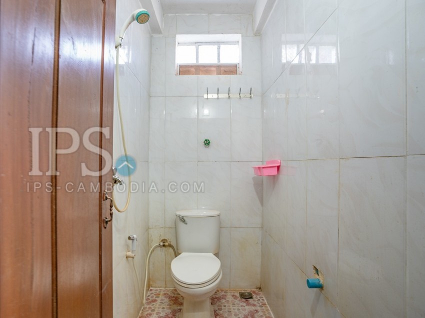 5 Bedroom Flat  For Sale in Svay Dangkum, Siem Reap