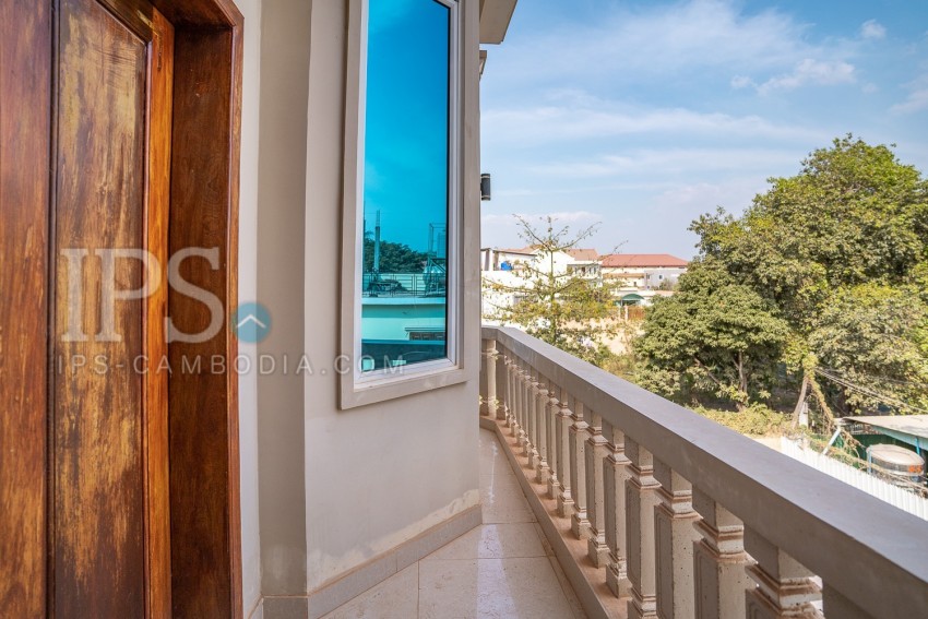 5 Bedroom Flat  For Sale in Svay Dangkum, Siem Reap