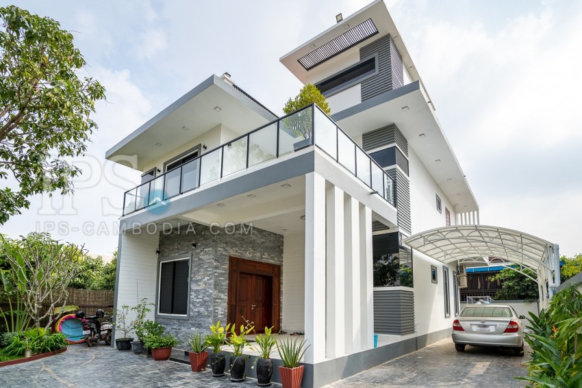 4 Bedroom Villa  For Sale - Wat Bo, Siem Reap