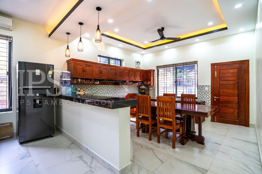 4 Bedroom Villa  For Sale - Wat Bo, Siem Reap