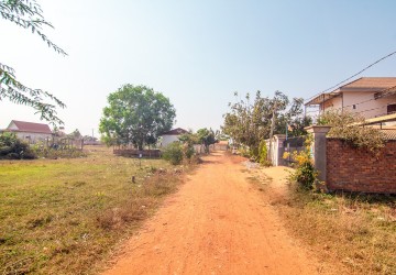 418 Sqm Residential Land For Sale - Svay Dangkum, Siem Reap thumbnail