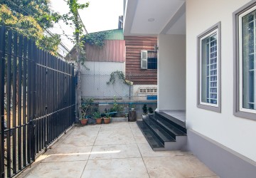 4 Bedroom House For Rent - Kouk Chak, Siem Reap thumbnail