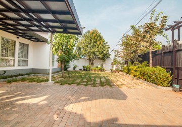 3 Bedroom House For Rent - Svay Thom, Siem Reap thumbnail