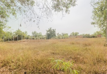 1090 Sqm Land  For Sale - Road 60, Siem Reap thumbnail