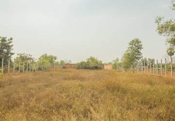 1090 Sqm Land  For Sale - Road 60, Siem Reap thumbnail