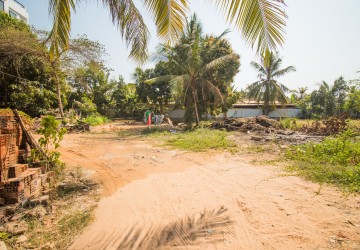  590 Sqm Land  For Sale - Night Market Area, Siem Reap thumbnail