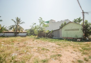  590 Sqm Land  For Sale - Night Market Area, Siem Reap thumbnail