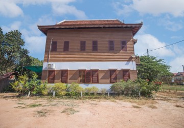 3 Bedroom Wooden Villa For Sale - Svay Dangkum, Siem Reap thumbnail