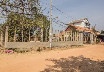   642 Sqm Residential Land For Sale - Svay Dangkum, Siem Reap thumbnail