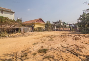   642 Sqm Residential Land For Sale - Svay Dangkum, Siem Reap thumbnail