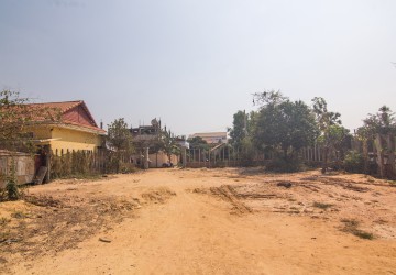   642 Sqm Residential Land For Sale - Svay Dangkum, Siem Reap thumbnail