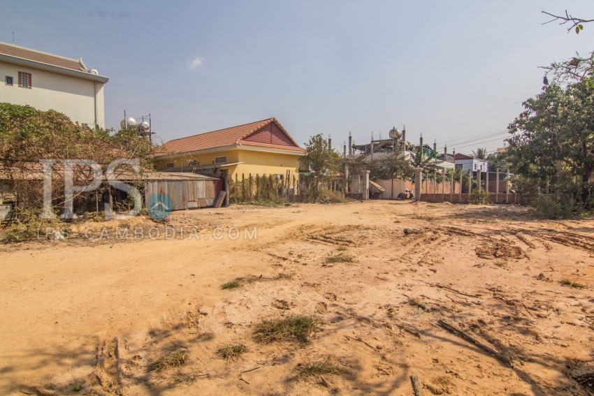   642 Sqm Residential Land For Sale - Svay Dangkum, Siem Reap