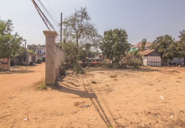   642 Sqm Residential Land For Sale - Svay Dangkum, Siem Reap thumbnail