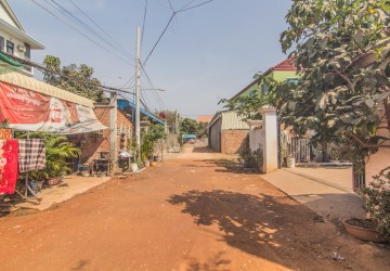 286 Sqm Residential Land For Sale - Svay Dangkum, Siem Reap thumbnail