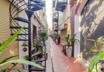 7 Bedroom Shophouse  For Rent - Old Market  Pub Street, Siem Reap thumbnail