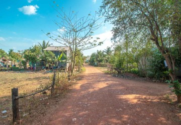   940 Sqm Residential Land For Sale - Kandaek, Siem Reap thumbnail