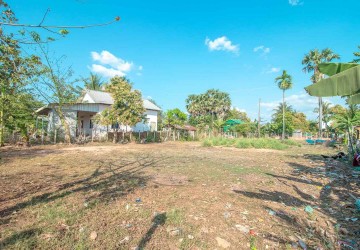   940 Sqm Residential Land For Sale - Kandaek, Siem Reap thumbnail