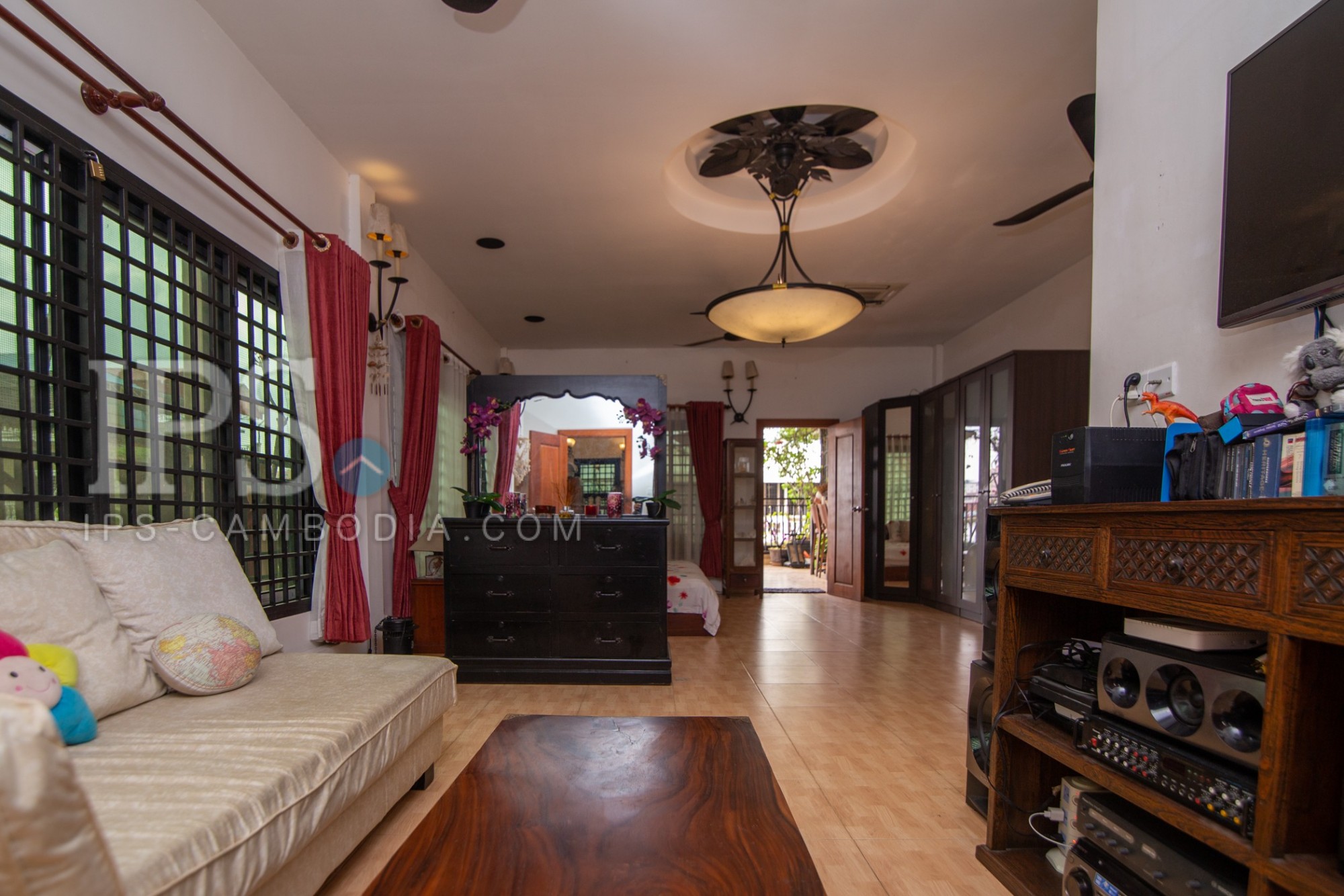 5 Bedroom Townhouse For Rent - Toul Svay Prey 1, Phnom Penh - Image 17