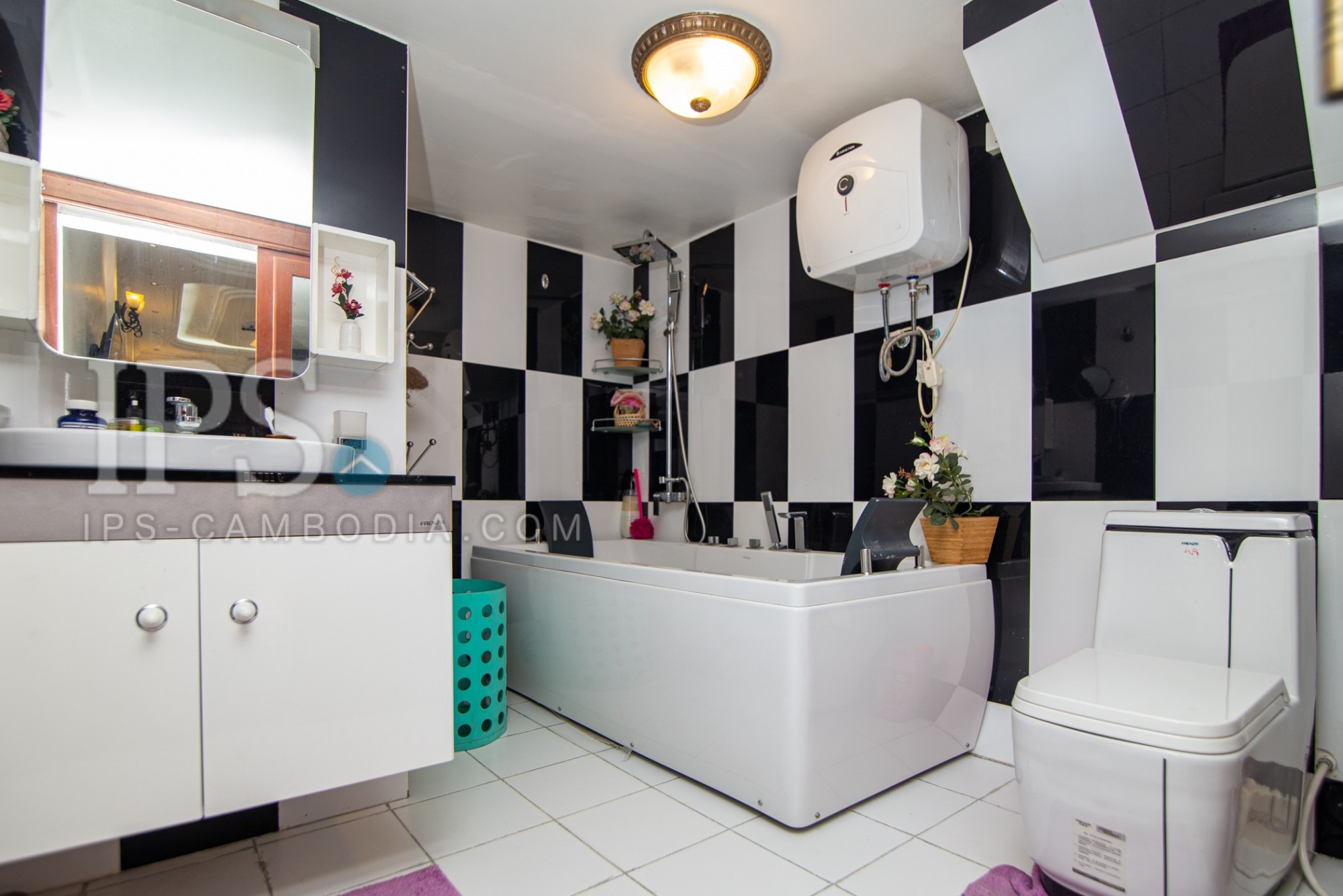 5 Bedroom Townhouse For Rent - Toul Svay Prey 1, Phnom Penh - Image 10