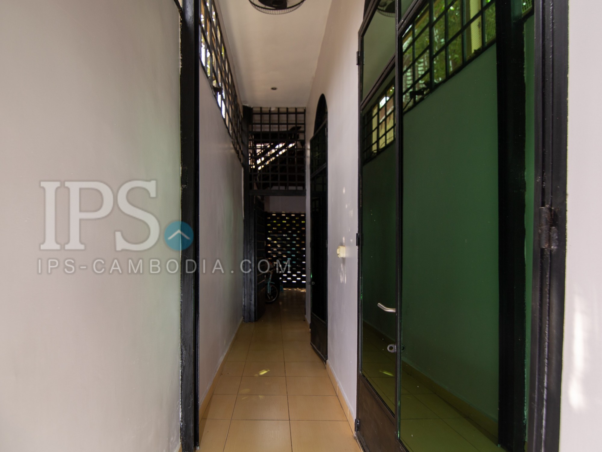 5 Bedroom Townhouse For Rent - Toul Svay Prey 1, Phnom Penh - Image 32