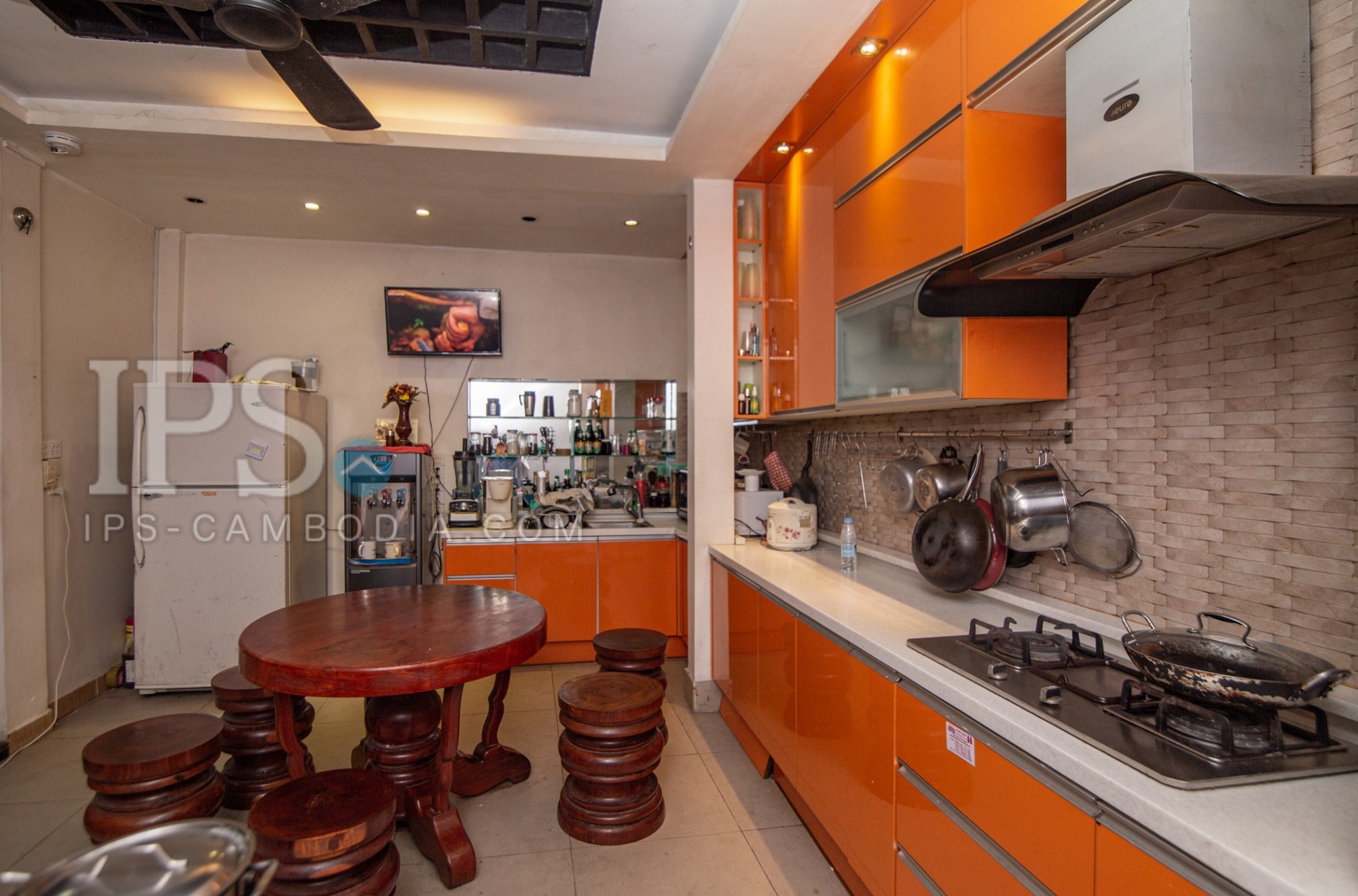 5 Bedroom Townhouse For Rent - Toul Svay Prey 1, Phnom Penh - Image 31