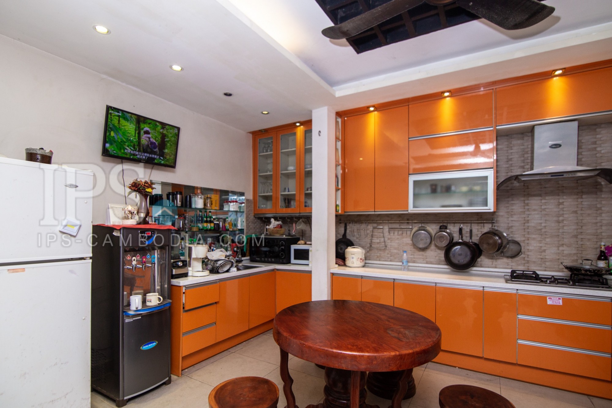 5 Bedroom Townhouse For Rent - Toul Svay Prey 1, Phnom Penh - Image 30