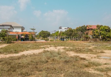 4600 Sqm Land For Sale - Sala Kamreuk, Siem Reap thumbnail