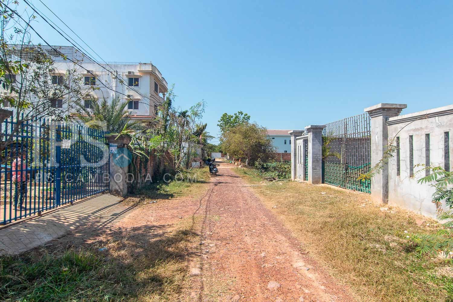 3 Bedroom House For Sale - Svay Dangkum, Siem Reap - Image 4