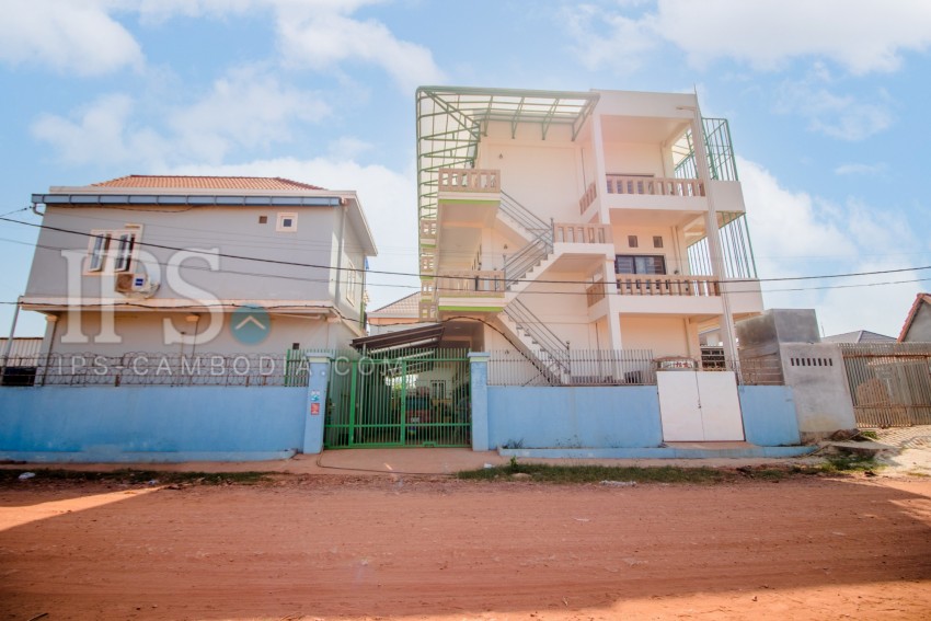 3 House Residential Compound For Sale - Svay Dangkum, Siem Reap