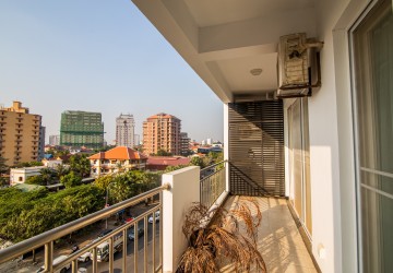2 Bedroom Condo For Sale - De Castle Diamond, Phnom Penh thumbnail