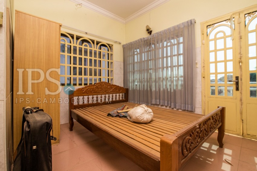4 Bedroom Commercial Villa For Rent - Ta Khmau, Kandal