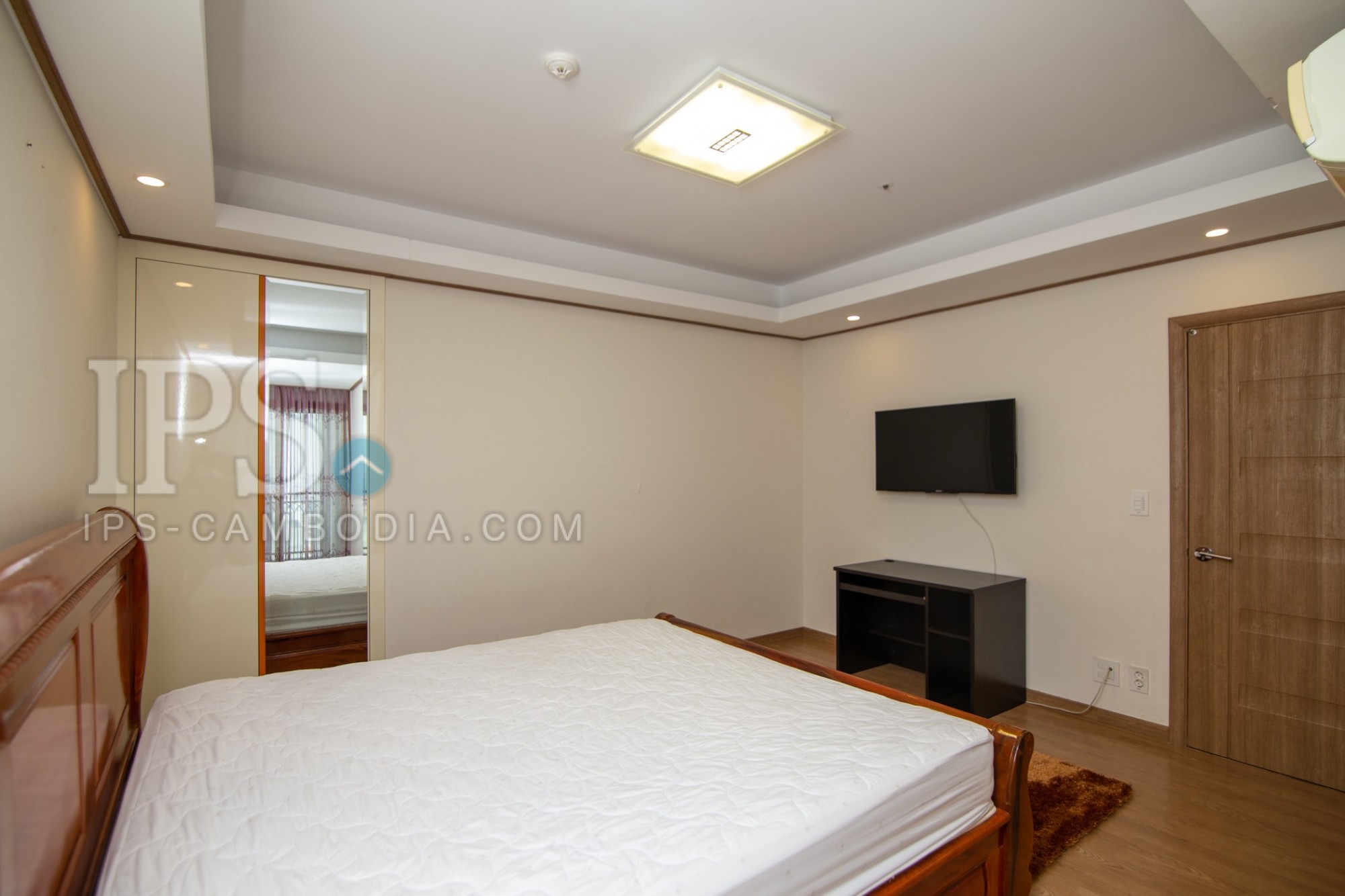 2 Bedroom Serviced Apartment For Rent- BKK1 , Phnom Penh - Image 7