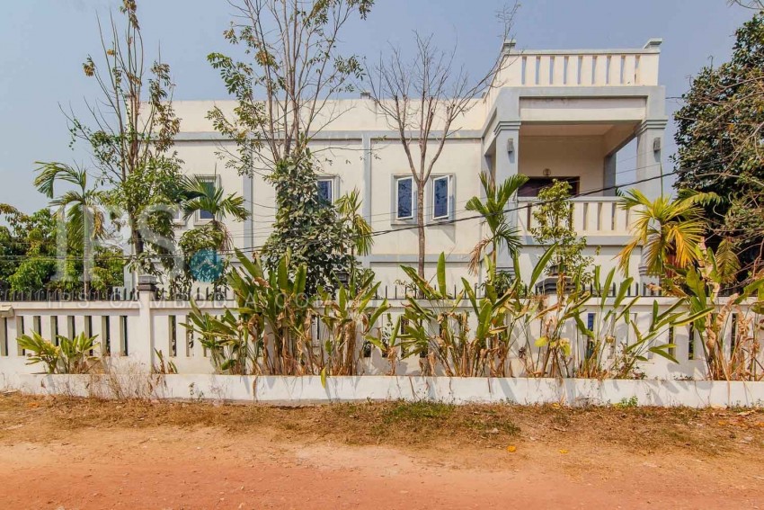 5 Bedroom House For Sale - Sangkat Siem Reap