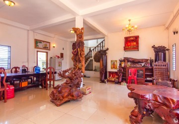 5 Bedroom House For Sale - Sangkat Siem Reap thumbnail
