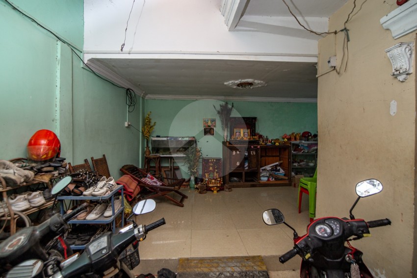 3 Bedroom Town House For Sale - Sen Sok, Phnom Penh