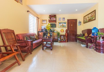 3 Bedroom Villa For Sale  - Svay Dangkum, Siem Reap thumbnail