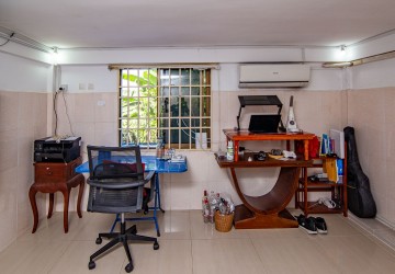 5 Bedroom Flat House For Sale - Chbar Ampov, Phnom Penh thumbnail