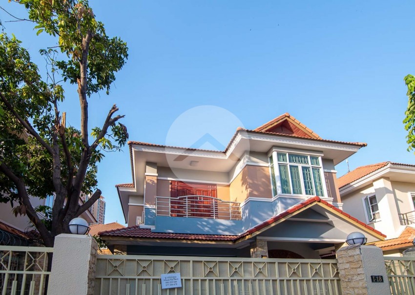 5 Bedroom Villa For Rent - Tonle Bassac, Phnom Penh