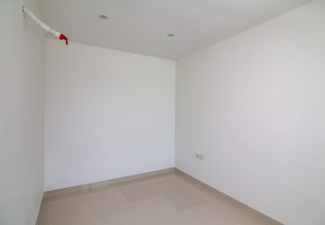 3 Bedroom Shophouse For Rent - KMH Park, Steung Meanchey1, Phnom Penh thumbnail