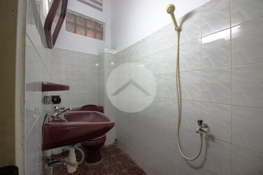 5 Bedroom Commercial Villa For Rent - Tonle Bassac, Phnom Penh