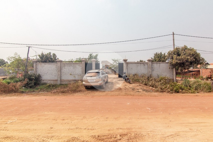  923 Sqm Residential Land For Sale - Svay Dangkum, Siem Reap