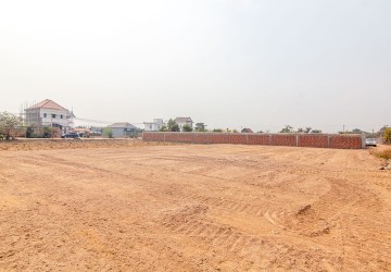   1000 Sqm Residential Land For Sale - Svay Dangkum, Siem Reap thumbnail