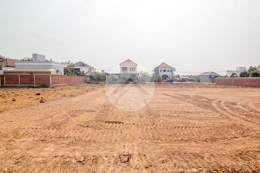   1000 Sqm Residential Land For Sale - Svay Dangkum, Siem Reap