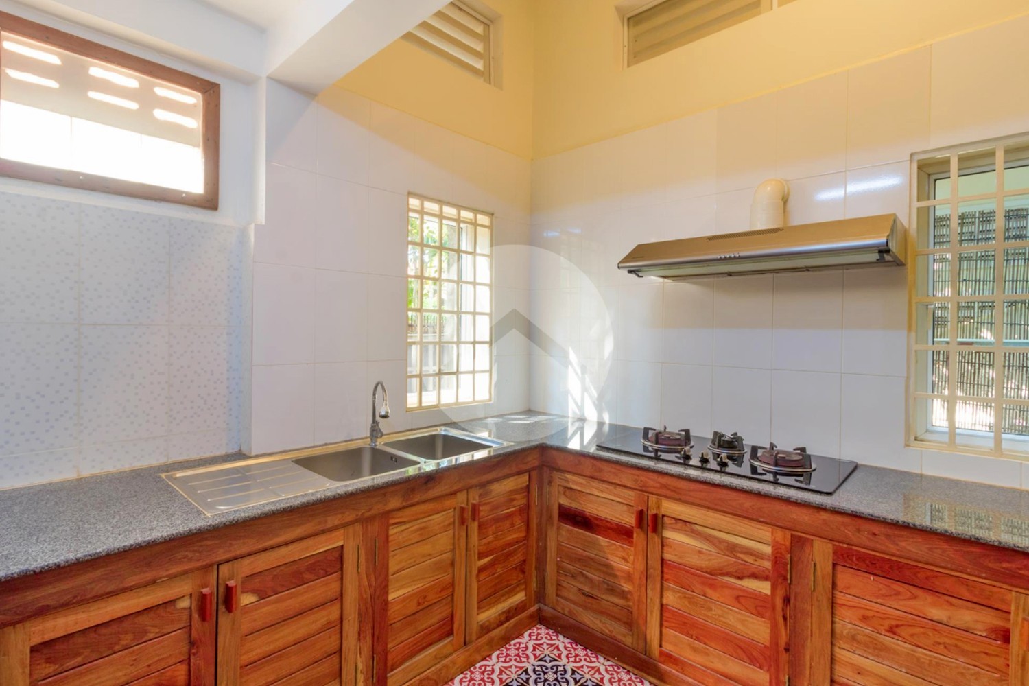 4 Bedroom Villa For Sale - Slor Kram, Siem Reap - Image 17