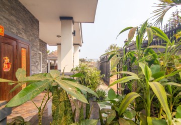 5 Bedroom Villa For Sale - Svay Dangkum, Siem Reap thumbnail